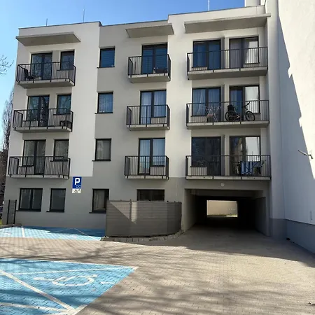 Wolczanska Prywatny Parking W Cenie